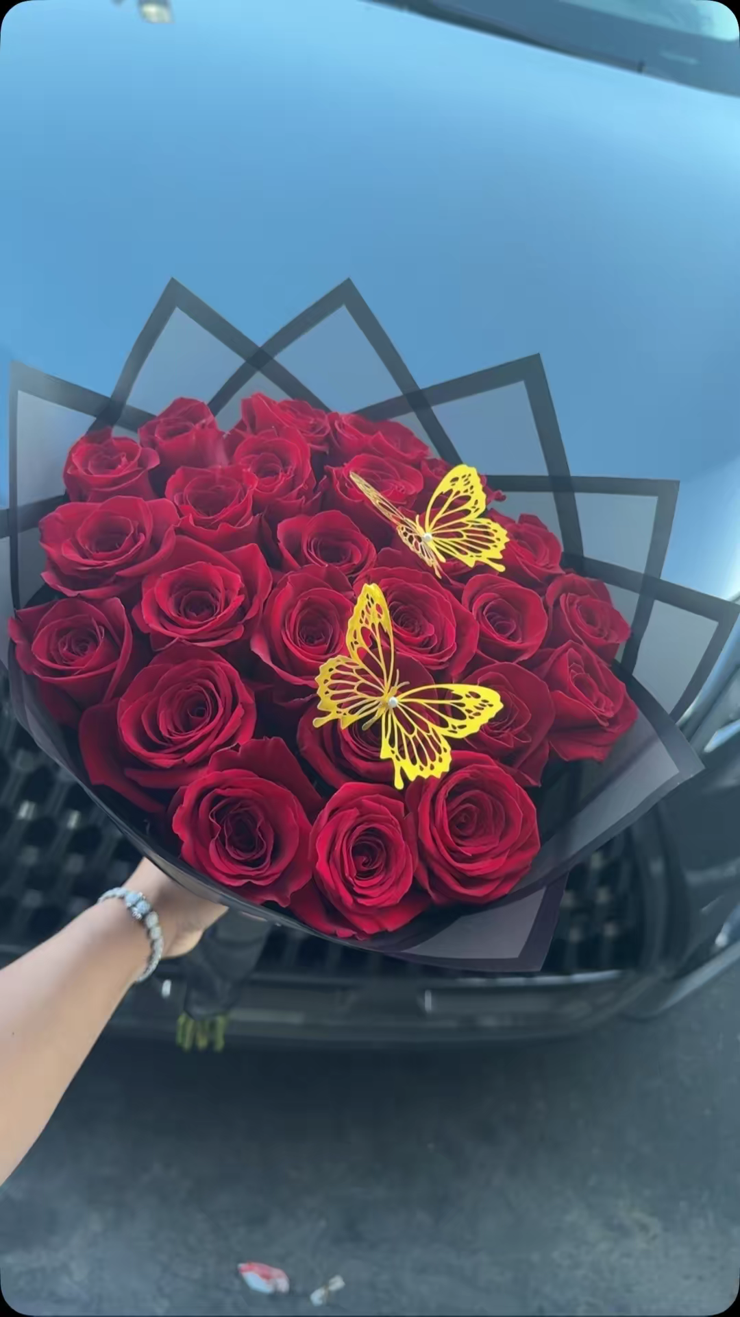 Amor Rojo by Bianca's Flowers
