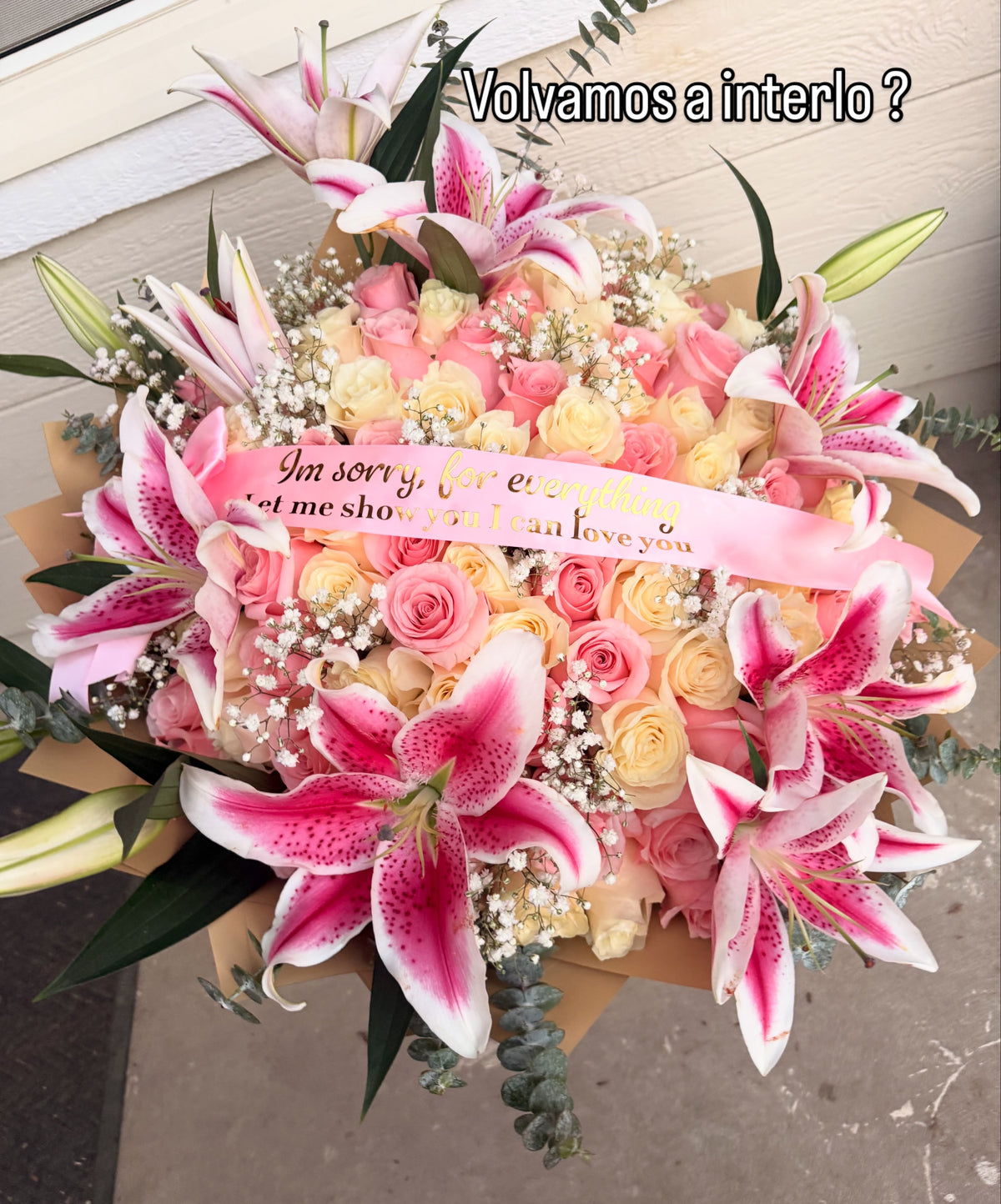 one hundred lily rose paradise
