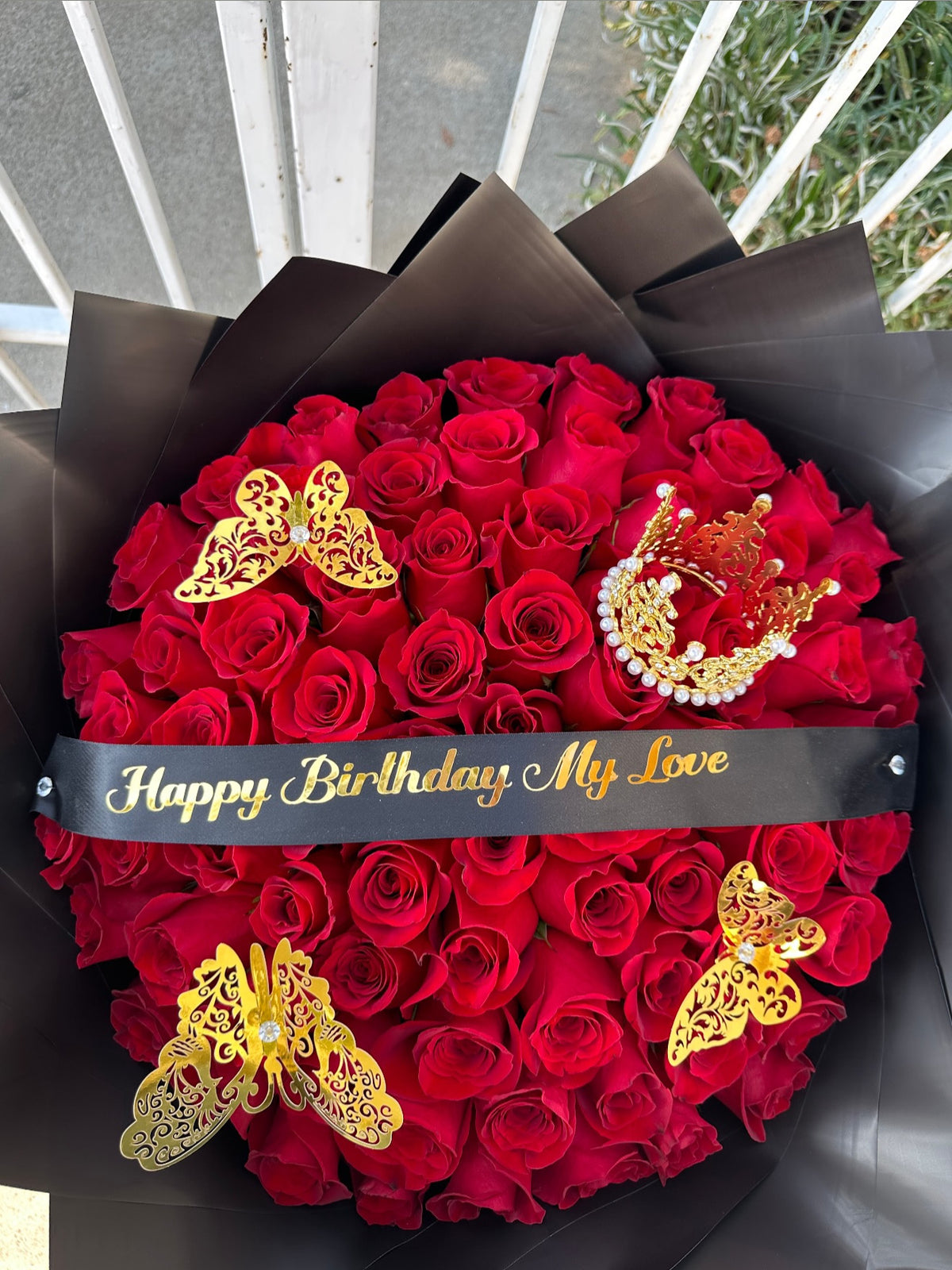 Para La Mas Consentida by Bianca's Flowers