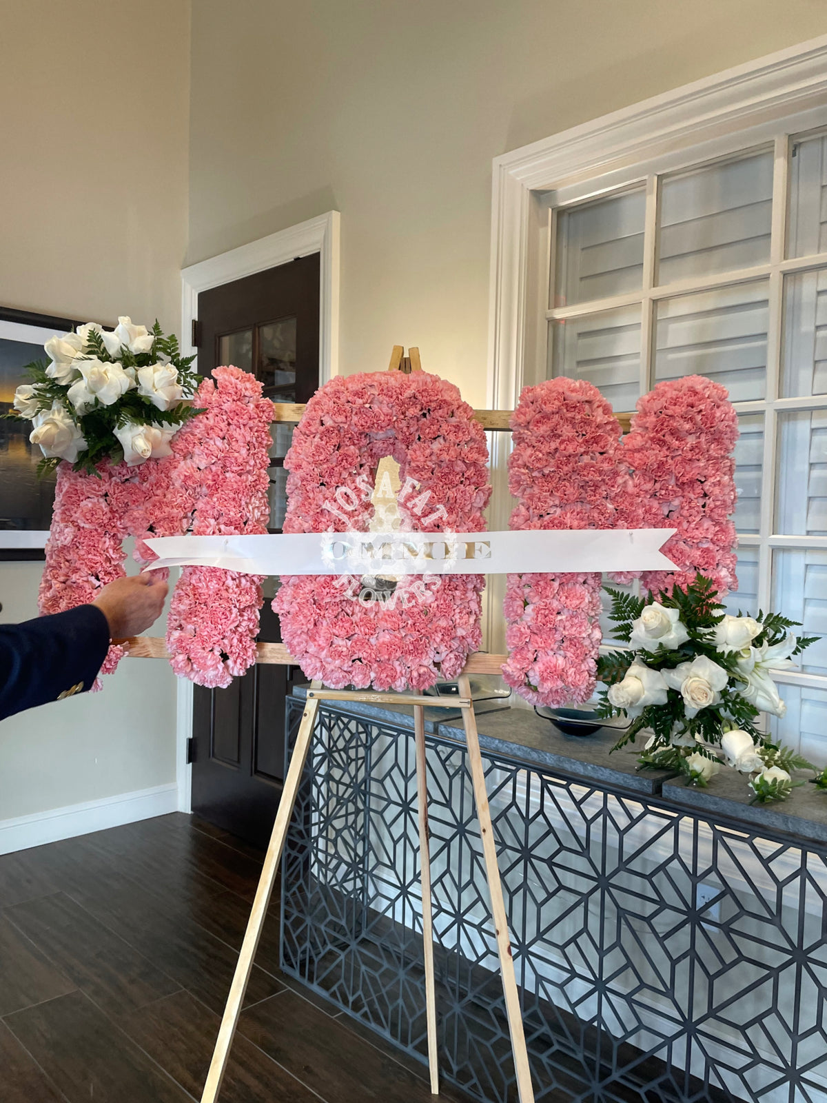 Pink Carnation Mom by Bianca's Flowers