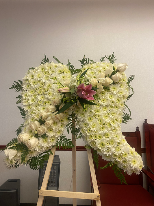 Wings by Bianca's Flowers