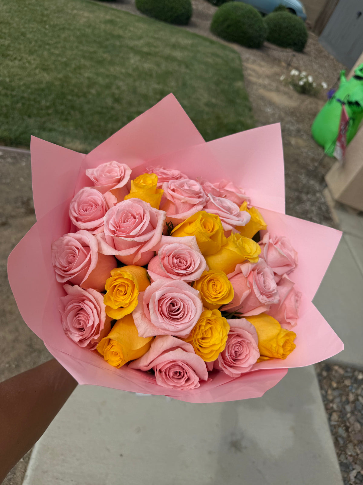 Starburst Bouquet by Bianca's Flowers