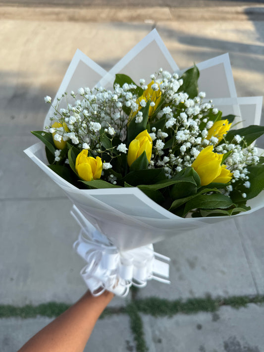 Tulip Bouquet by Bianca's Flowers